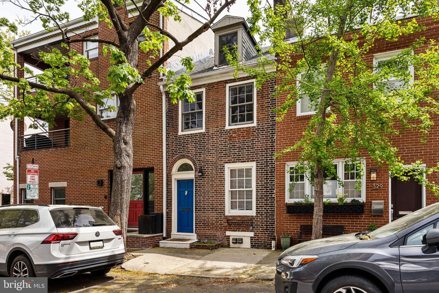 Welcome to this beautifully updated row home in the heart of Fitler Square, one of Philadelphia’s most sought-after and picturesque neighborhoods. Located directly across from the lush green space of Schuylkill River Park and just steps from the scenic Schuylkill River Trail, this 3-bedroom, 2 bath residence offers the perfect blend of historic charm and modern living.
Step inside to find a large, open concept living area with hardwood floors, modern lighting and fabulous built-in shelves perfect for a book lover or collector.
The kitchen gleams with sleek stainless-steel appliances, stone and butcherblock countertops, and ample cabinet space—ideal for entertaining or enjoying a quiet night at home. French doors lead from the kitchen to a private, walled garden, your own serene oasis perfect for morning coffee or evening gatherings.
Highlights include:
•