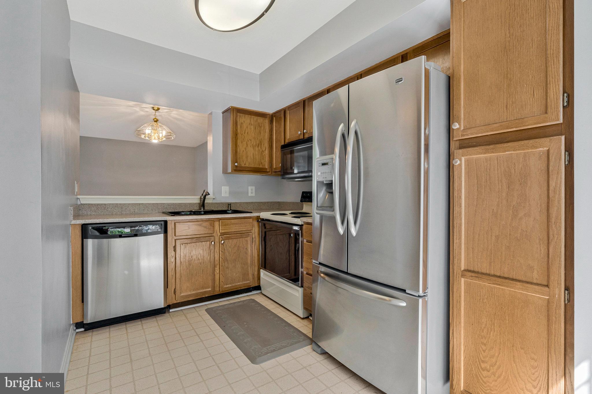 ROLLING RIDGE - Residential