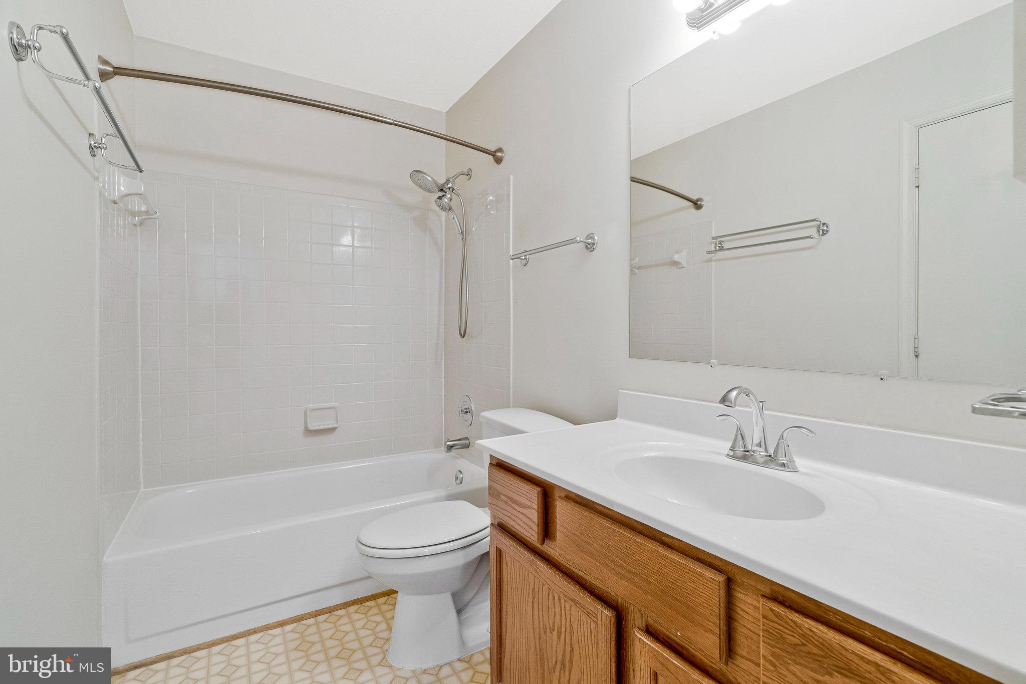 ROLLING RIDGE - Residential