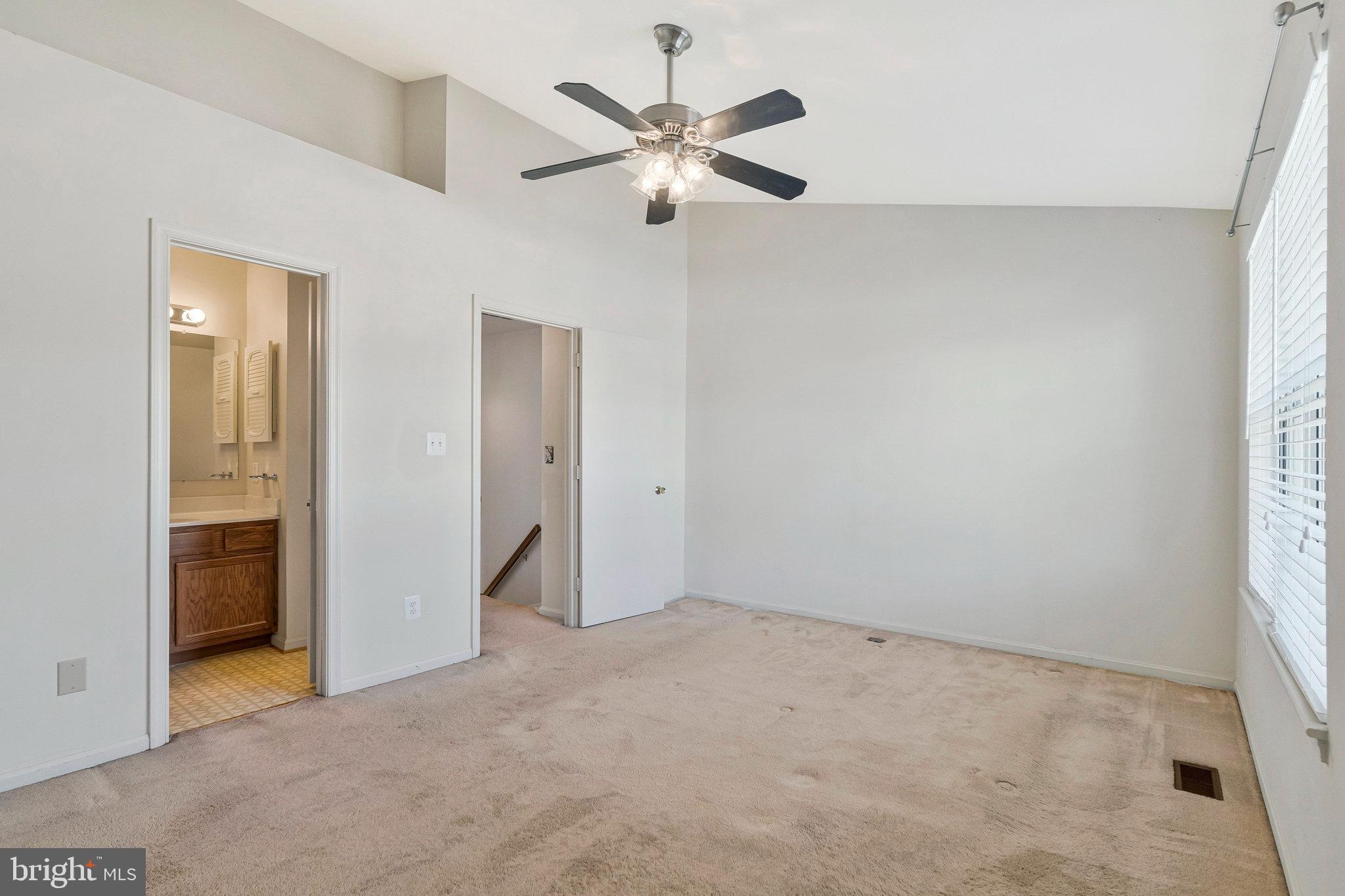 ROLLING RIDGE - Residential