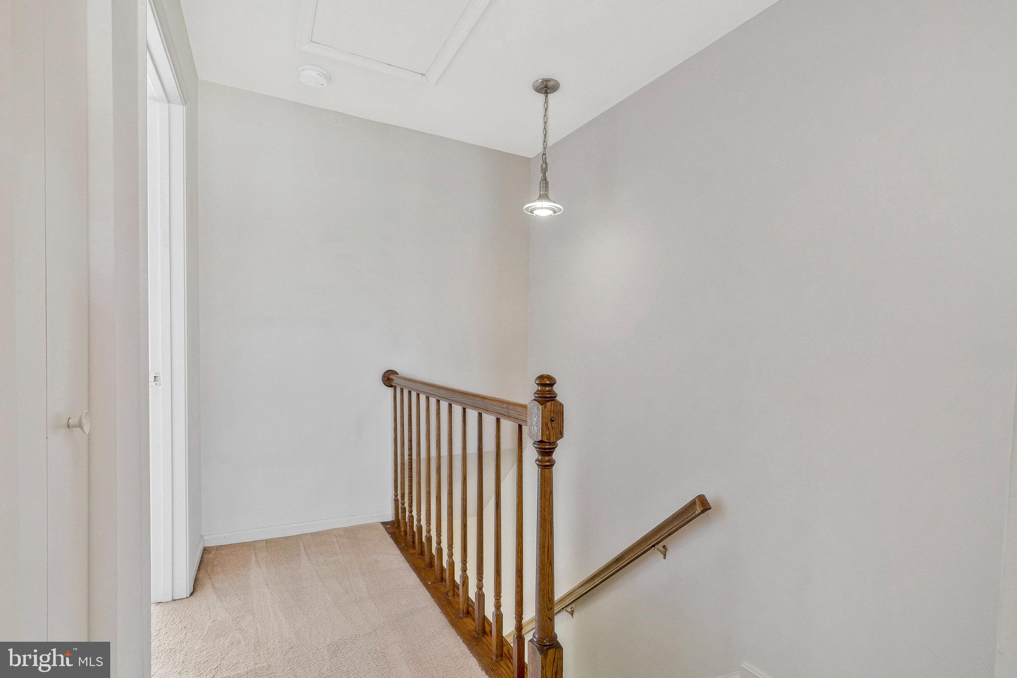 ROLLING RIDGE - Residential