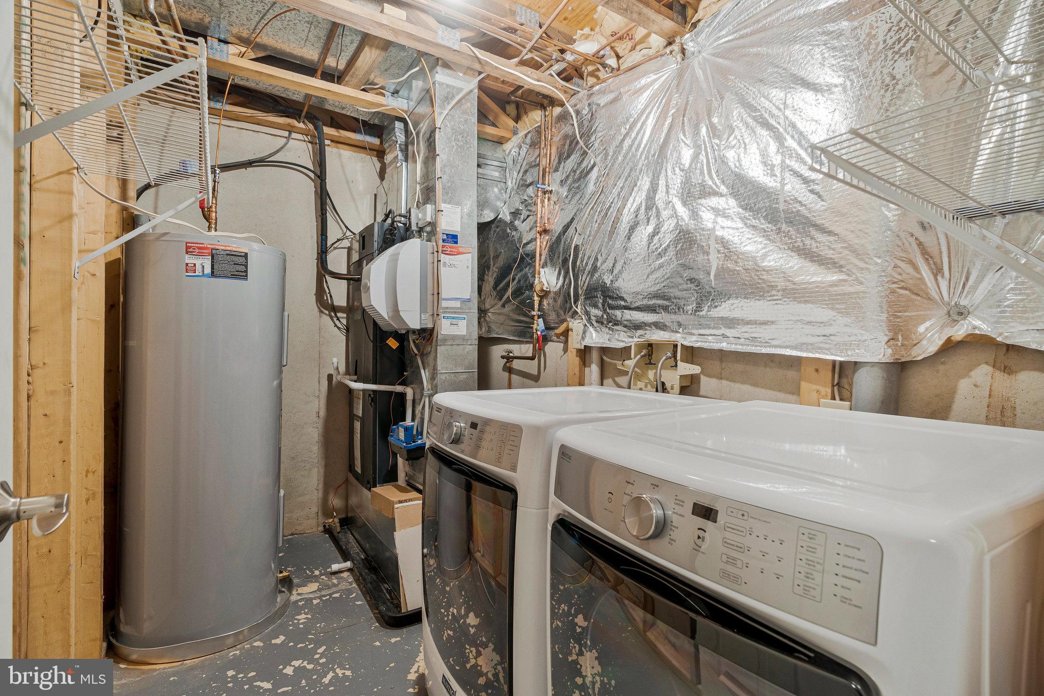 ROLLING RIDGE - Residential