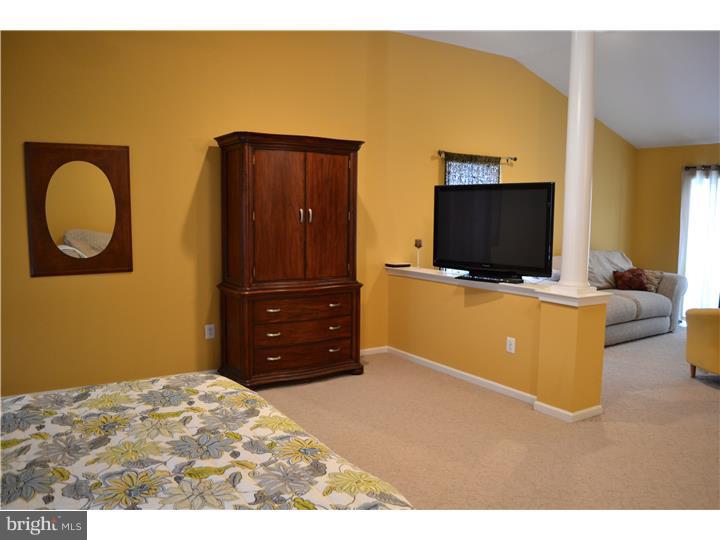 COUNTRY RIDGE - Residential