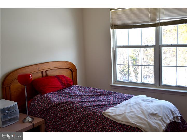 COUNTRY RIDGE - Residential