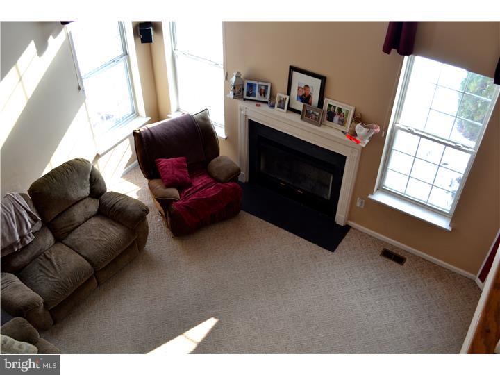 COUNTRY RIDGE - Residential