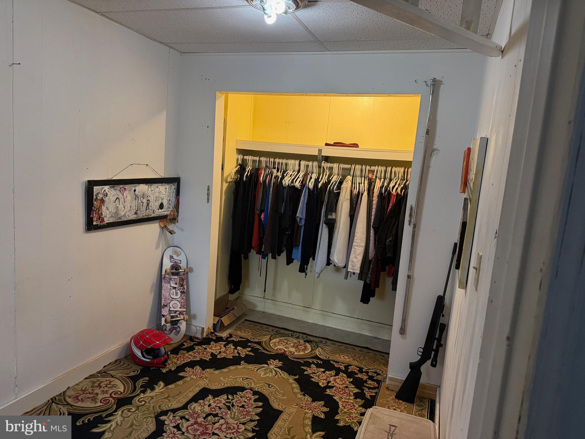 8TH WARD - Residential