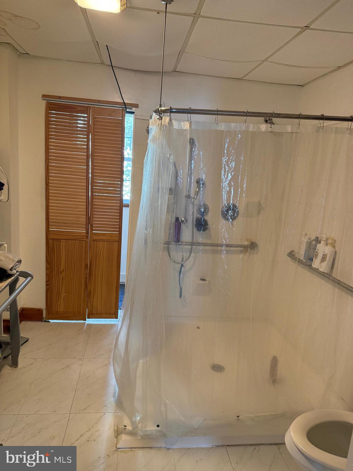 8TH WARD - Residential