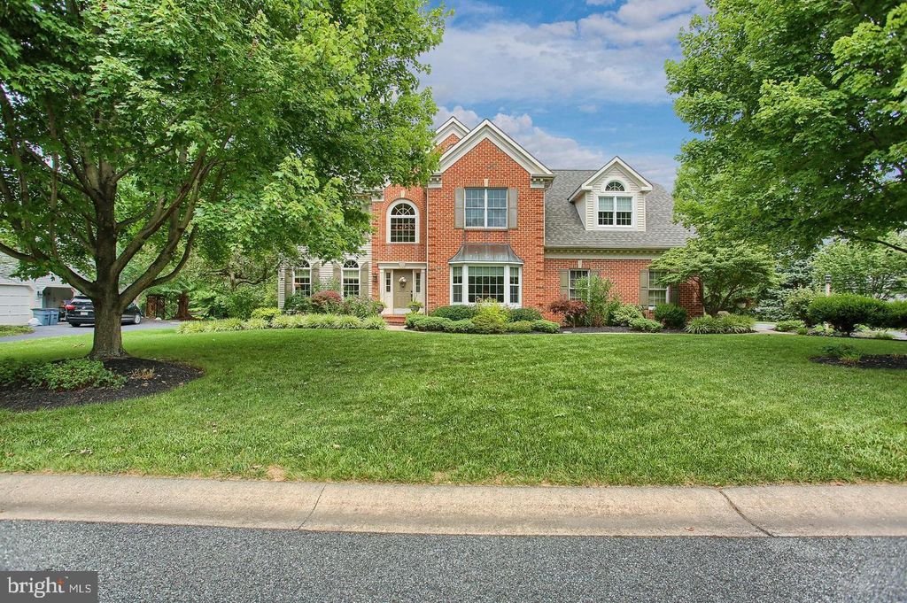 Photo of 209 Heatherstone Way, LANCASTER, PA 17601 (MLS # PALA2086838)