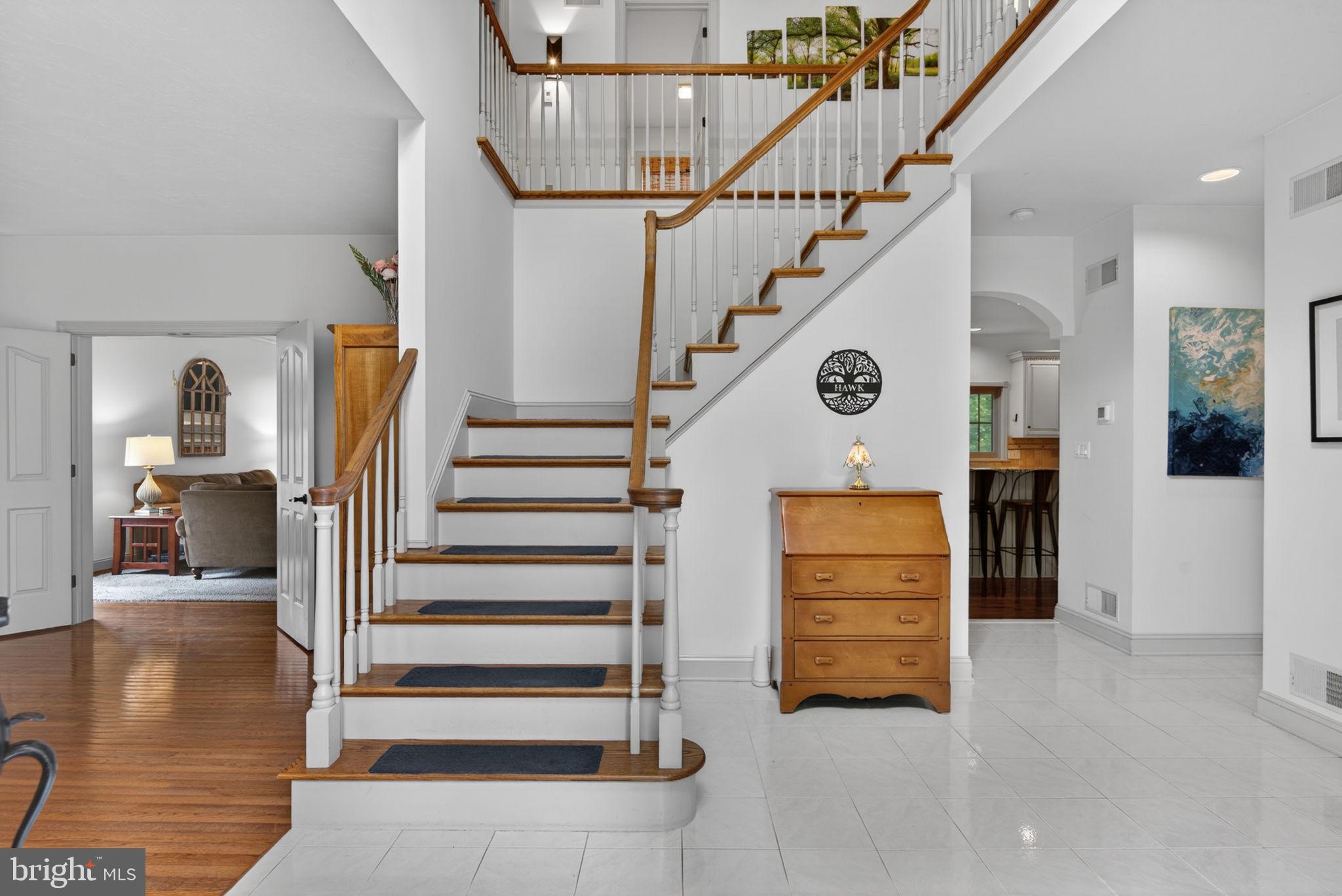 209 HEATHERSTONE WAY
