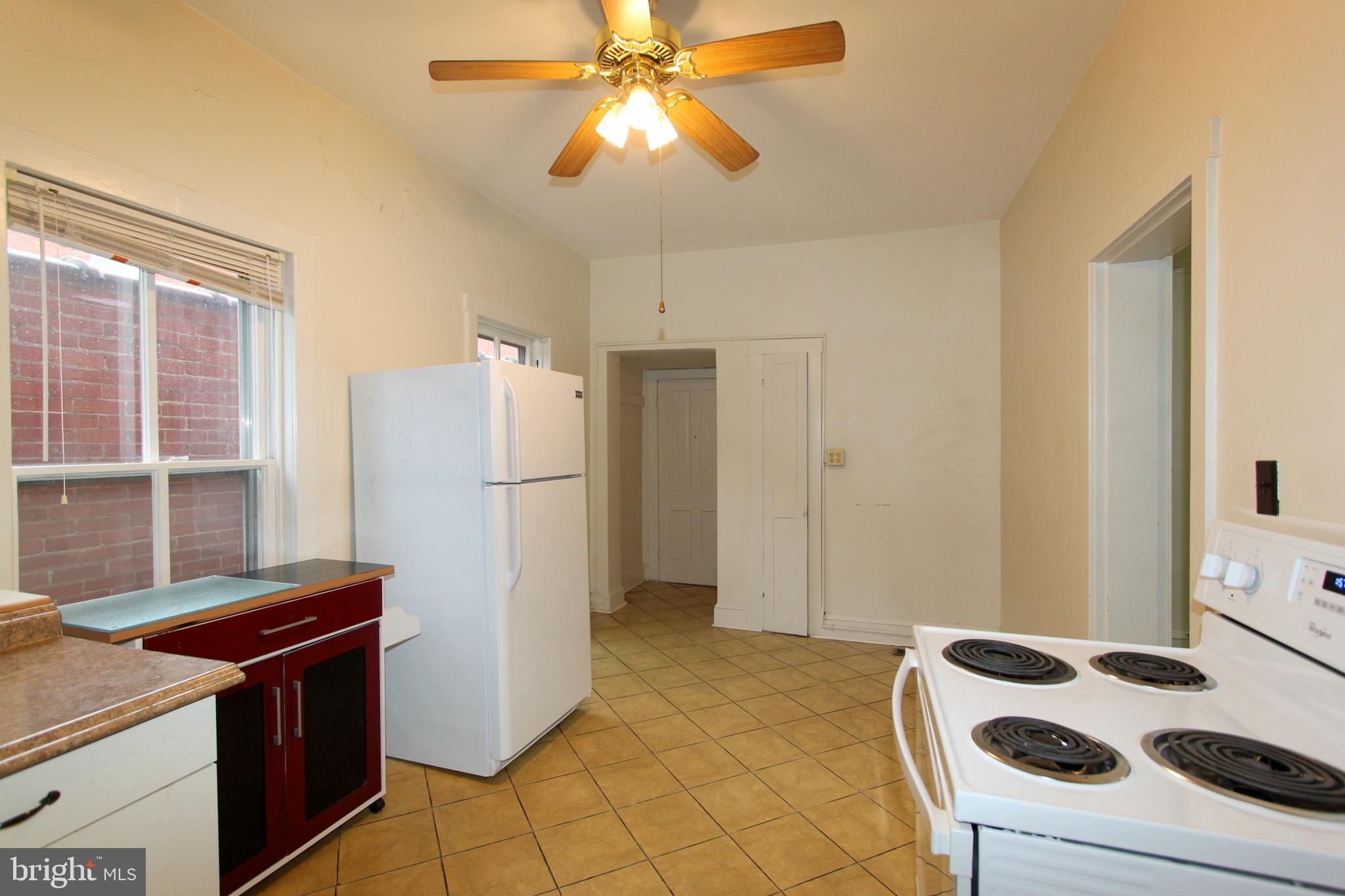 CHARLES TOWN - Residential Lease