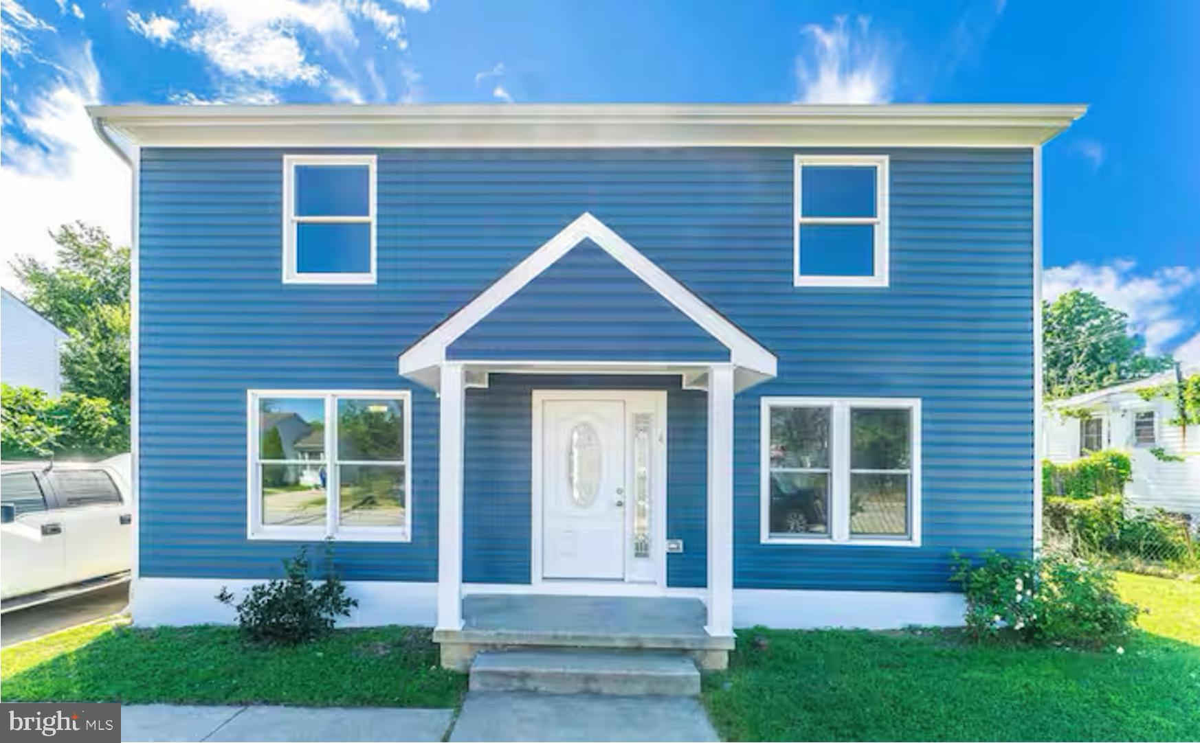 Looking to explore Annapolis and live comfortably on a budget? This will be just right for you!
The property is situated in a very convenient location! Bus stop right across the street, close to the west street, lots of restaurants and fun places, only 5 minutes drive to downtown Annapolis and Naval Academy.