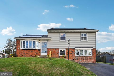 1211 WOODSIDE ROAD CONSHOHOCKEN PA 19428