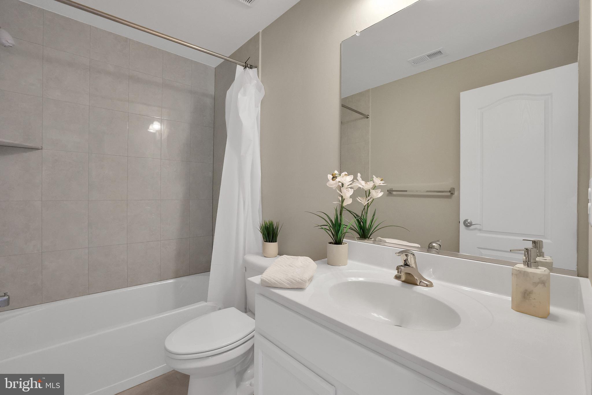 WINCOPIA FARMS - Residential