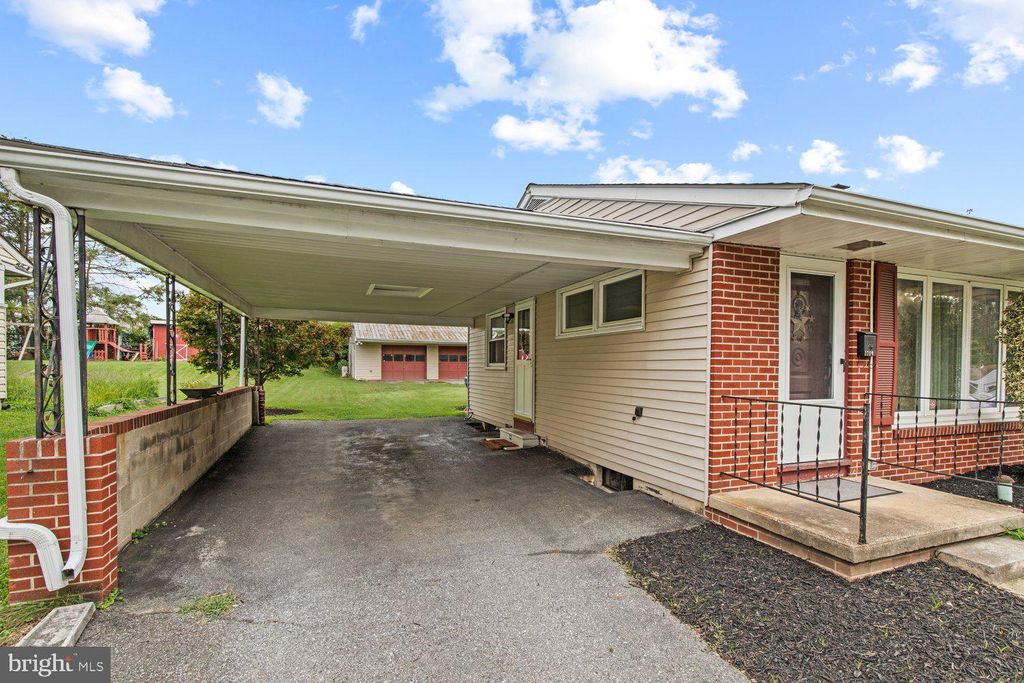 Photo of 1759 QUARRY DR, COLUMBIA, PA 17512 (MLS # PALA2038508)