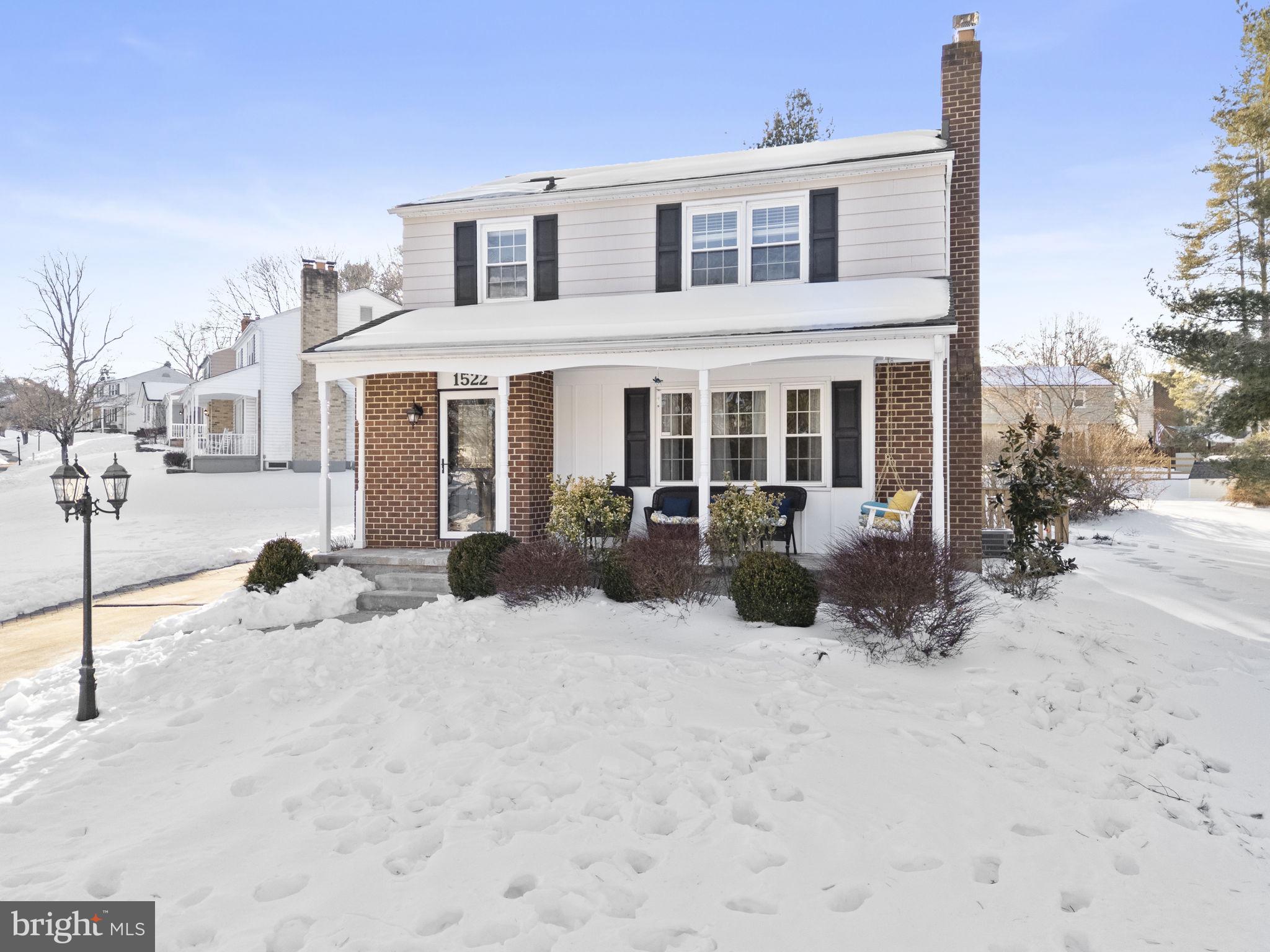 1522 CEDARWOOD DRIVE