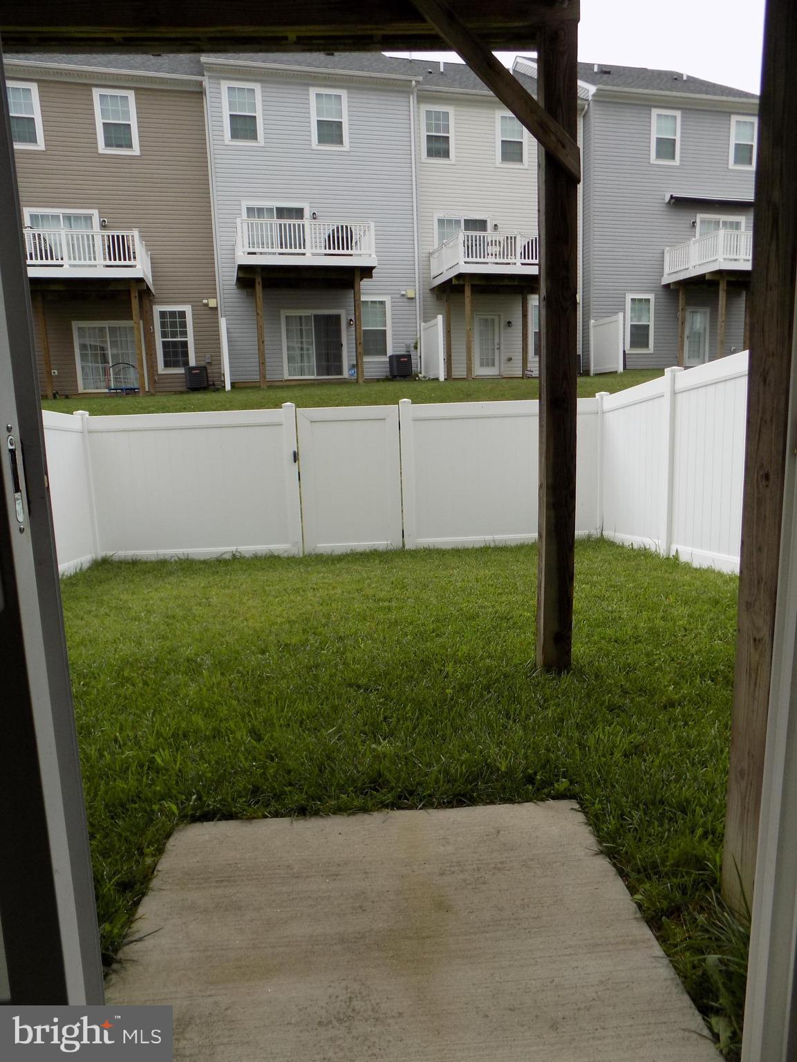 9545 ELIZABETH HOWE LANE