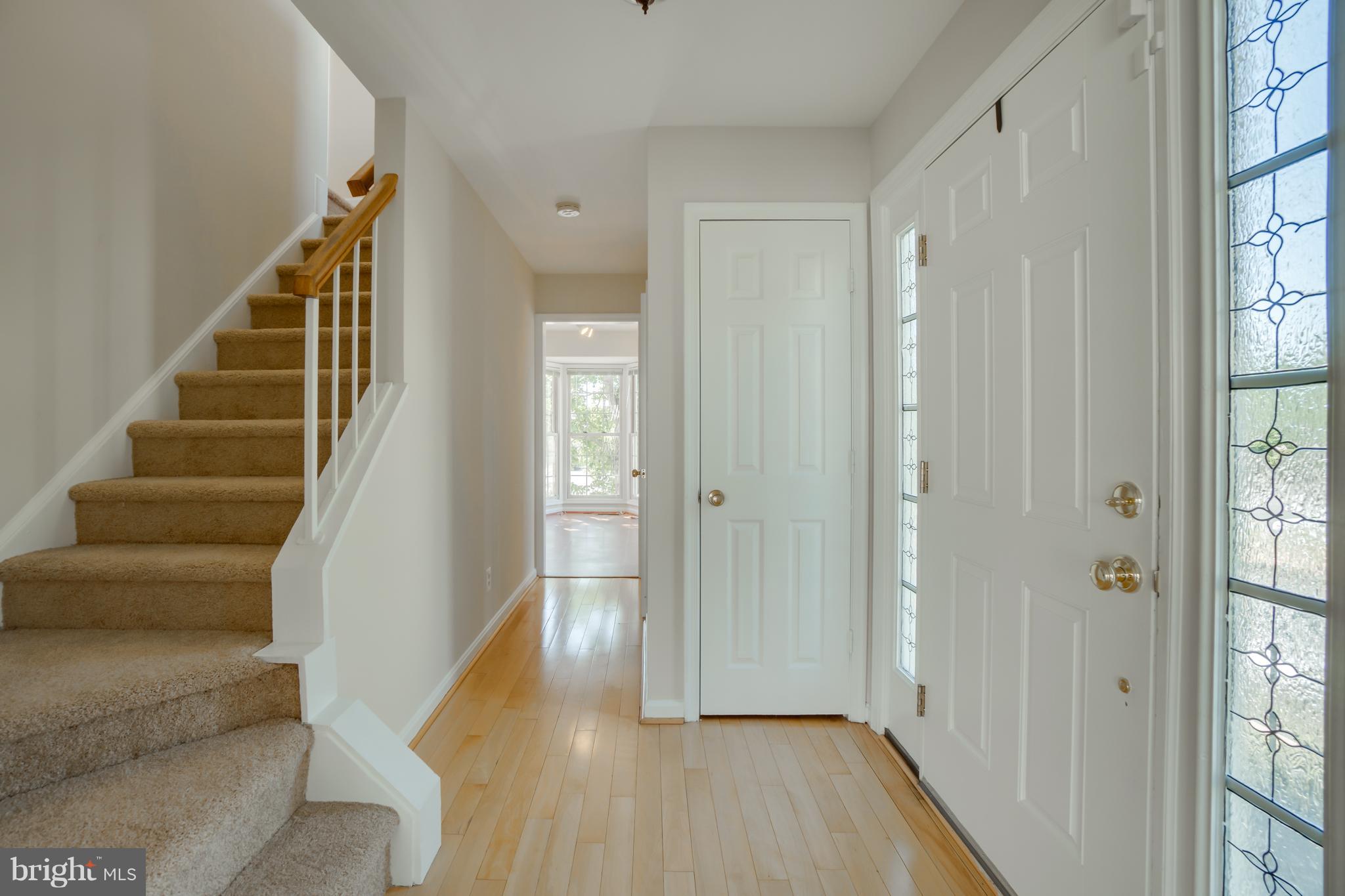 SPRING KNOLL - Residential