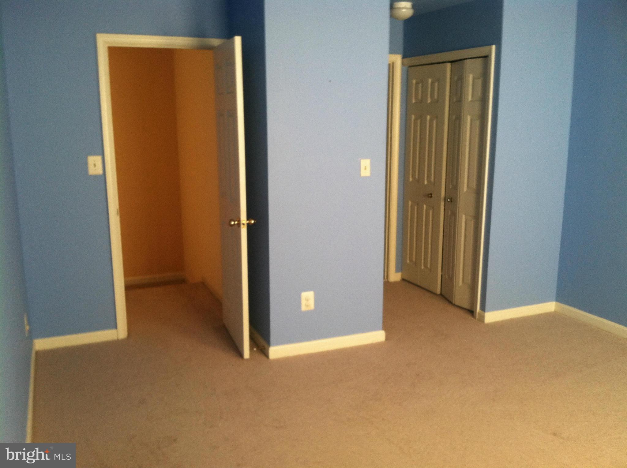 GLENSFORD CONDO - Residential