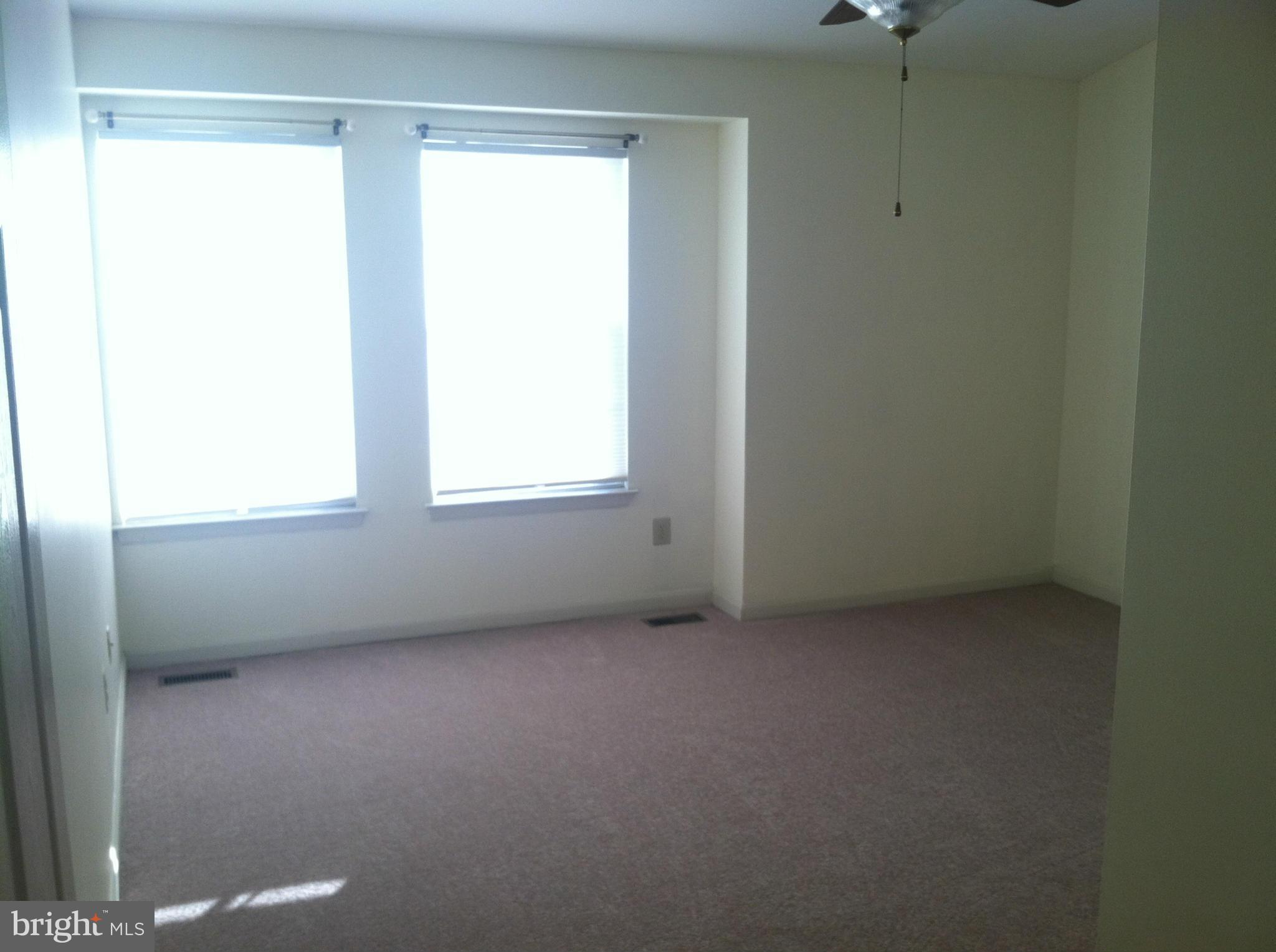 GLENSFORD CONDO - Residential