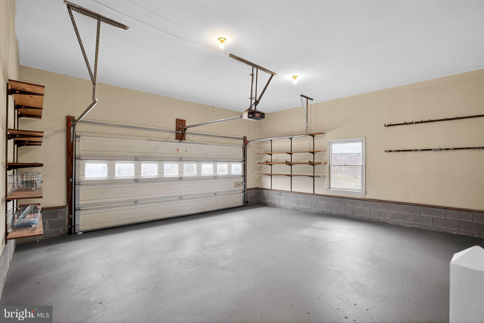 QUEEN'S MILL OF SALEM STATION - Residential