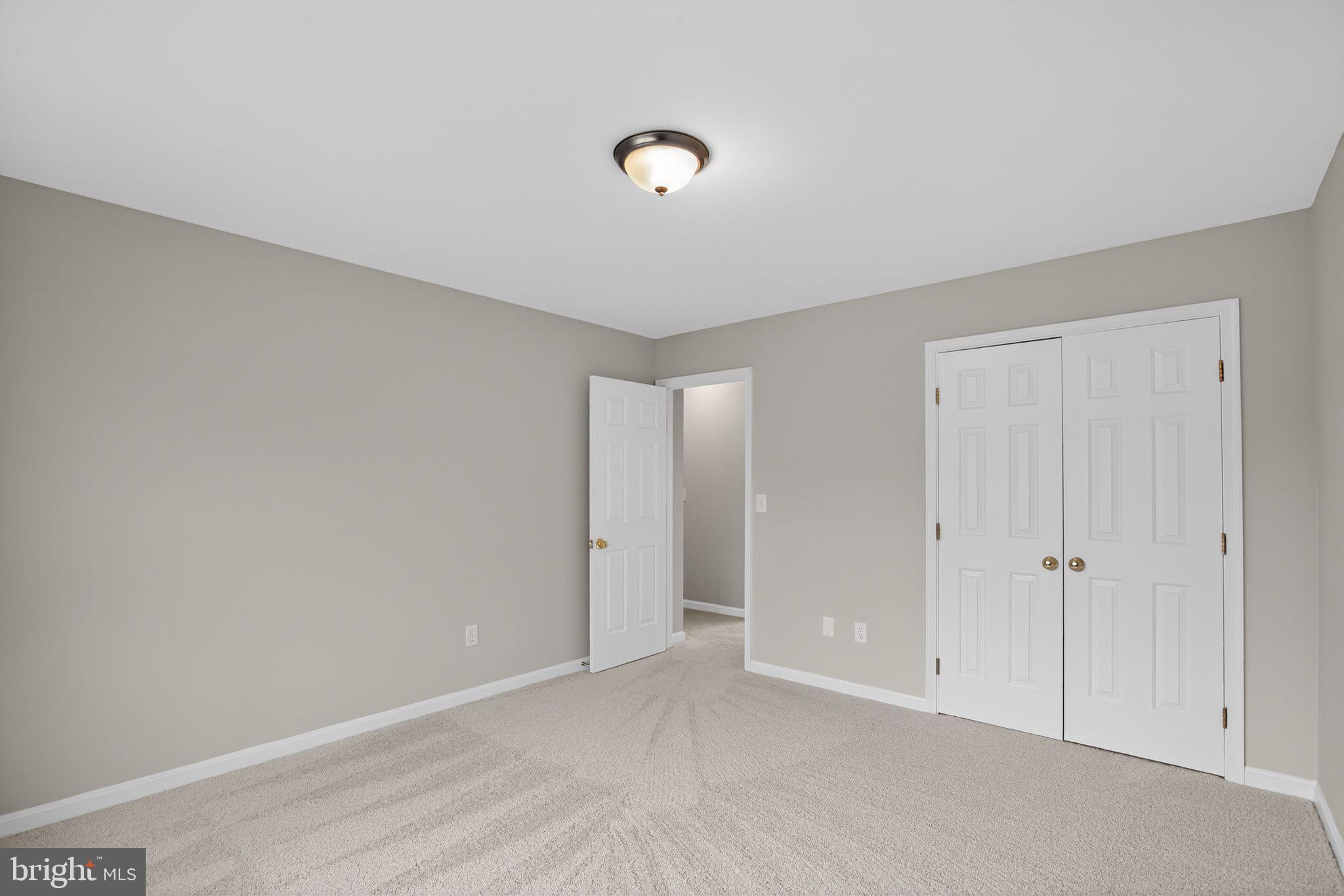 QUEEN'S MILL OF SALEM STATION - Residential