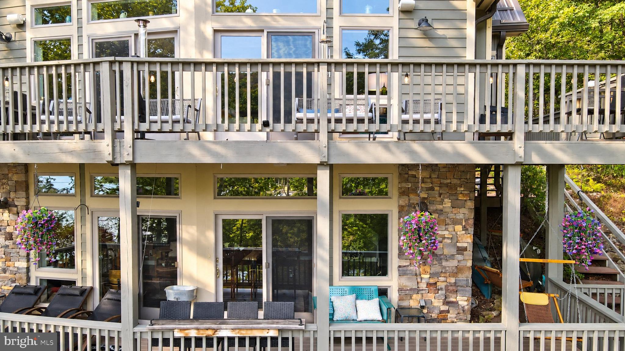 1529 ROCK LODGE ROAD