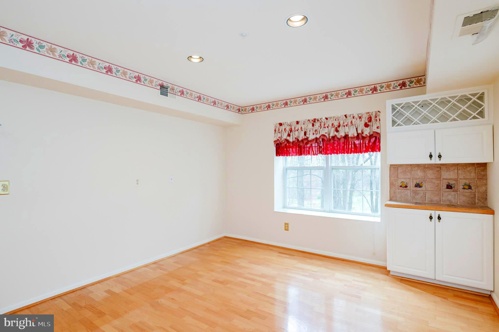 MAYS CHAPEL NORTH - Residential