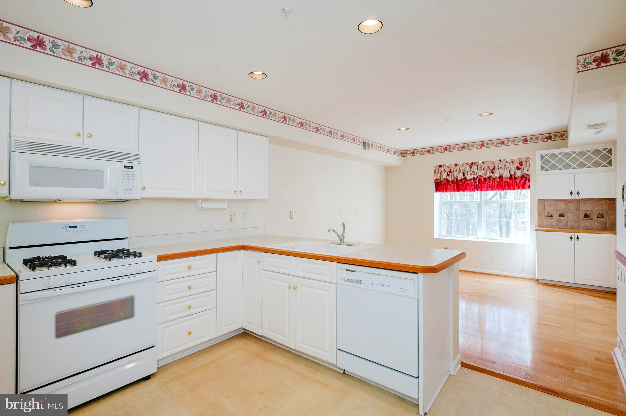 MAYS CHAPEL NORTH - Residential