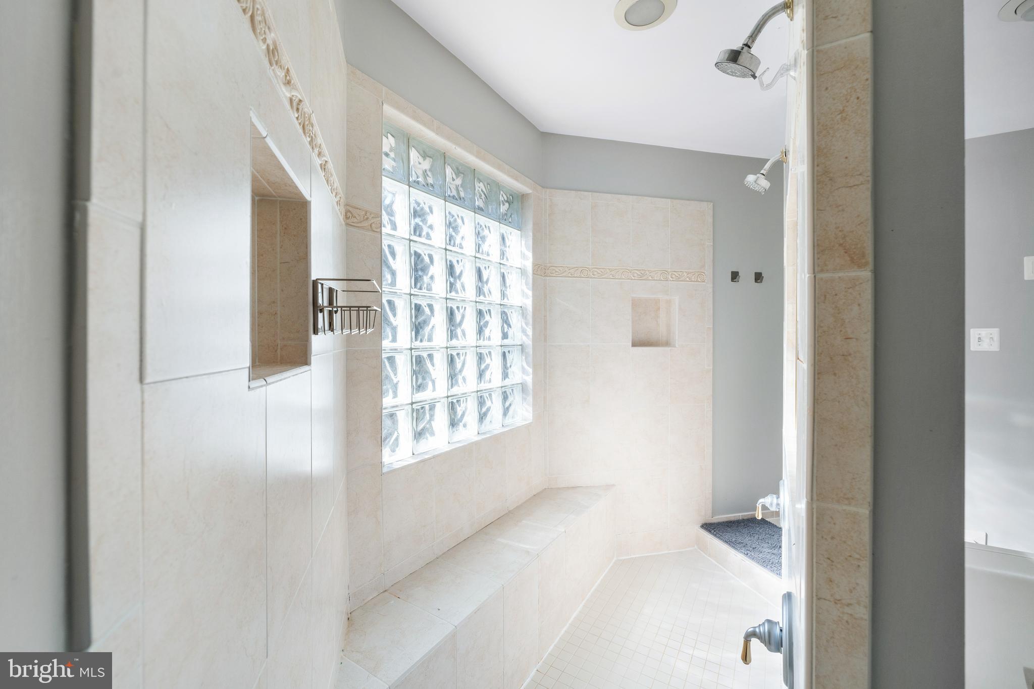 SADDLEBROOK WEST - Residential