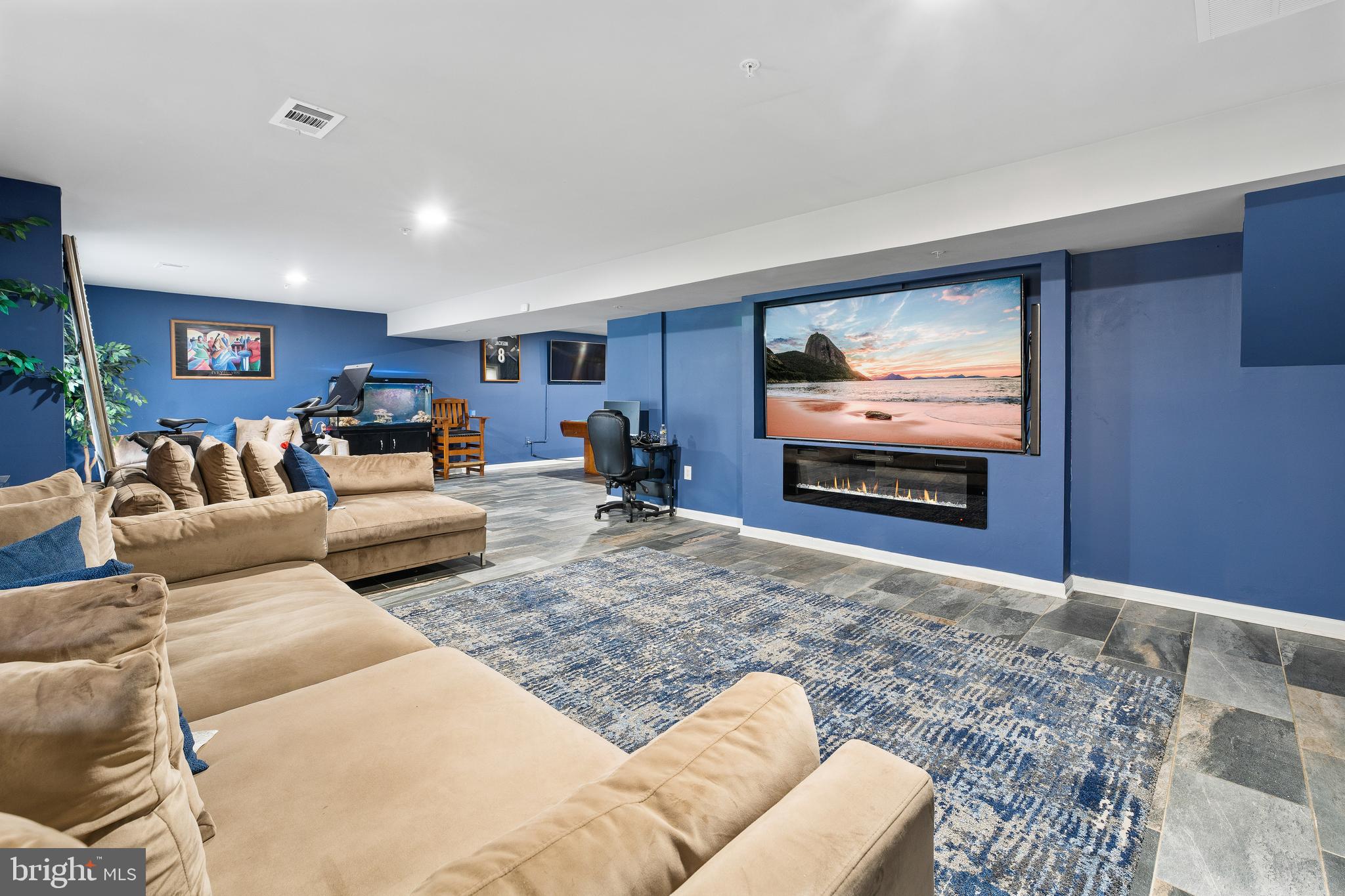 SADDLEBROOK WEST - Residential