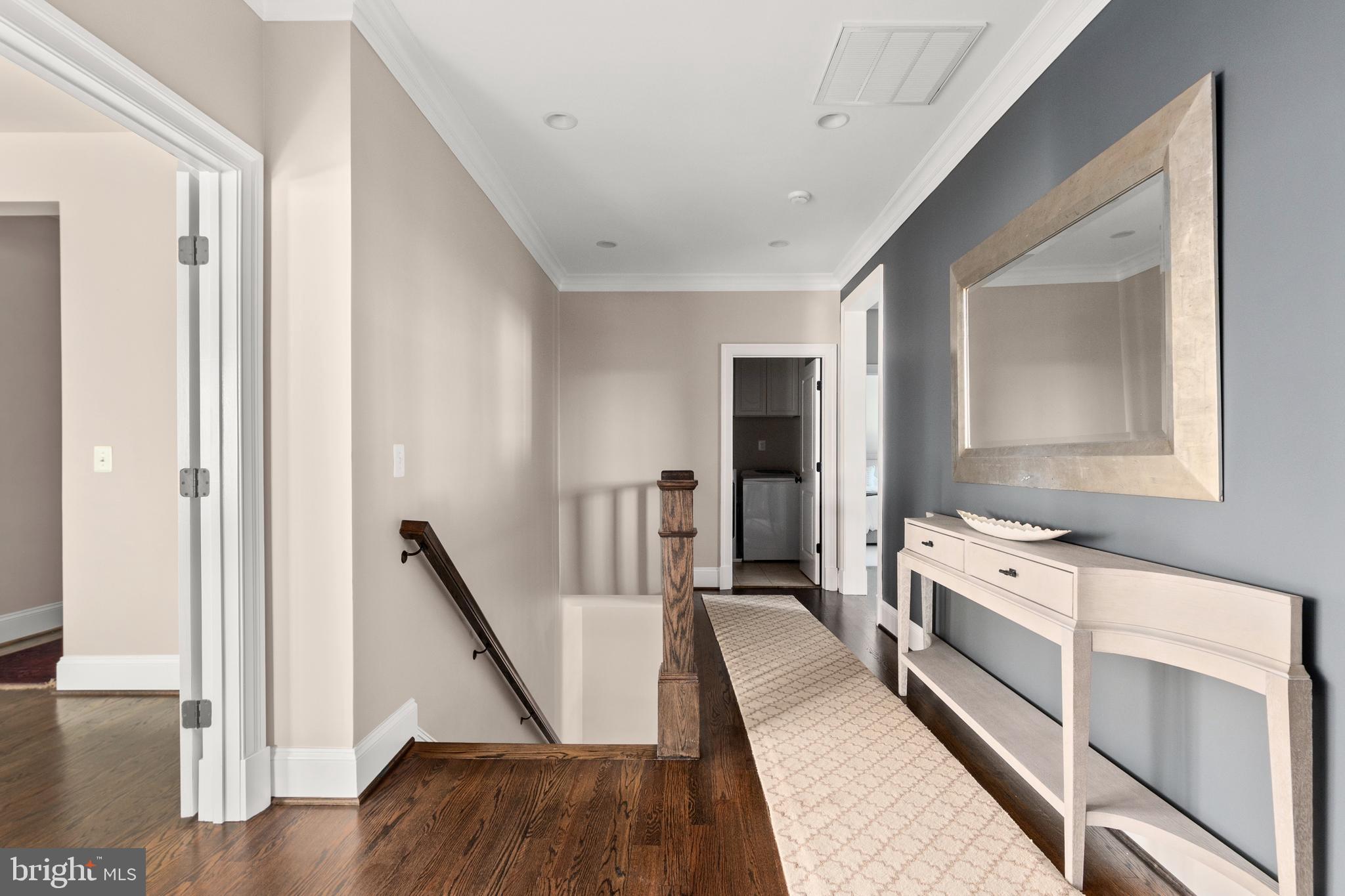 CHESTERBROOK MANOR - Residential