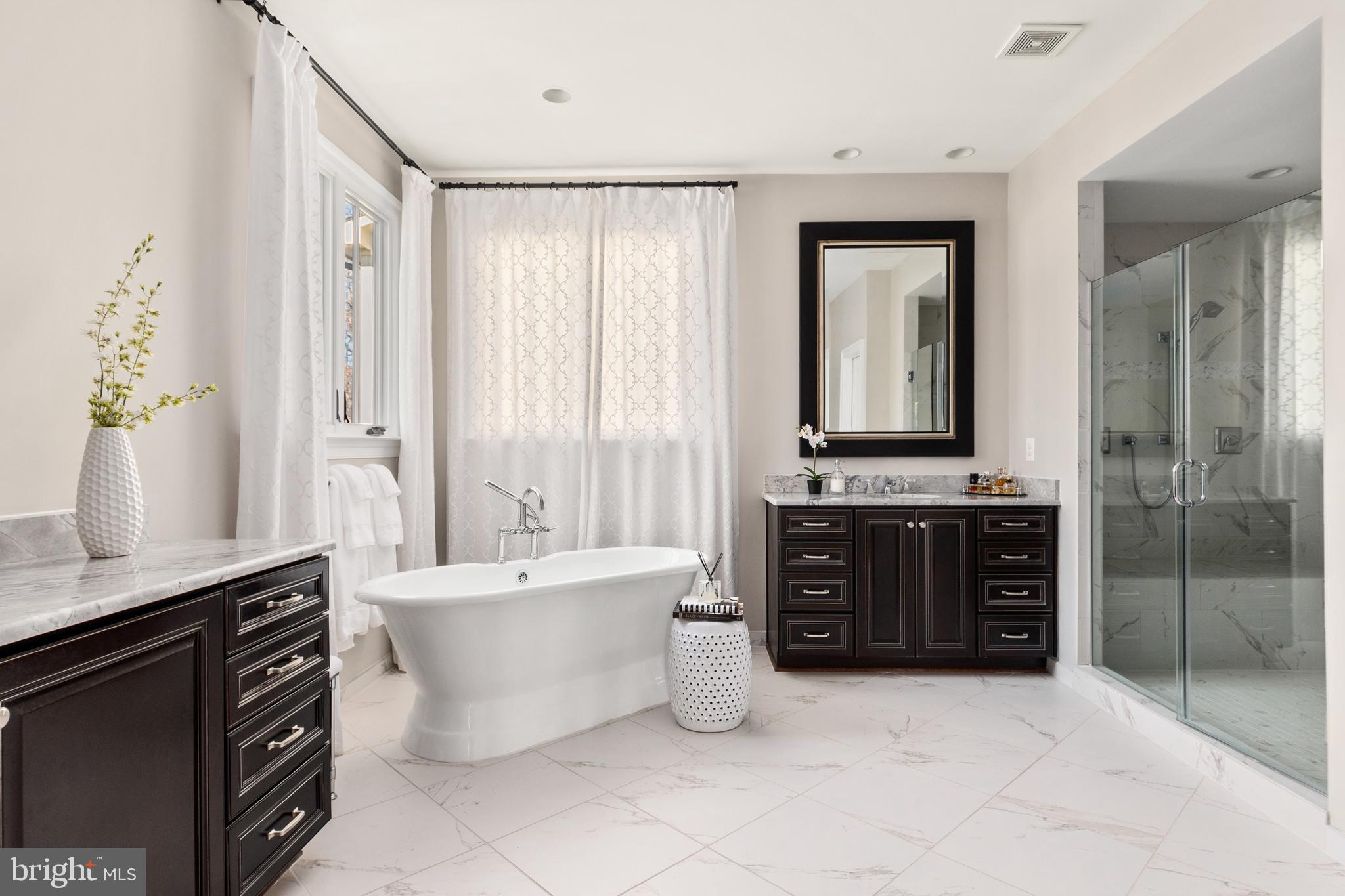 CHESTERBROOK MANOR - Residential