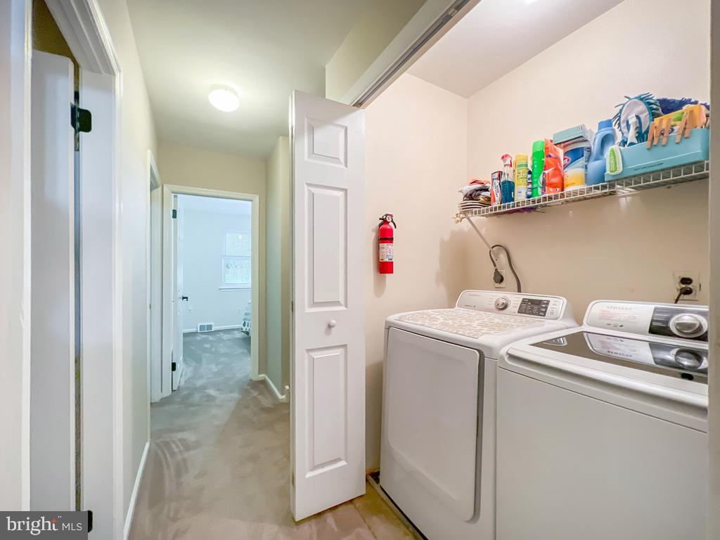 WOODLYN CROSSING - Residential