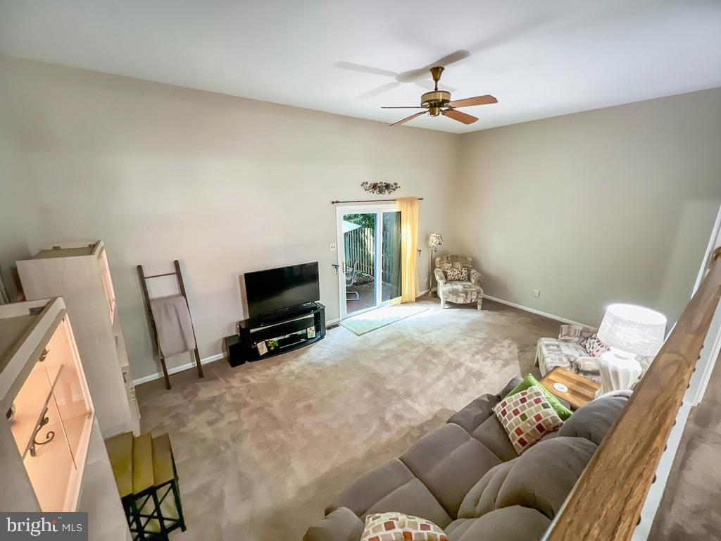 WOODLYN CROSSING - Residential