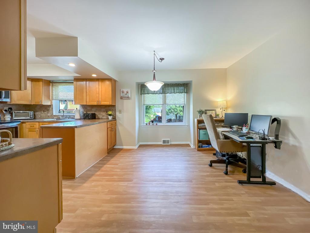 WOODLYN CROSSING - Residential