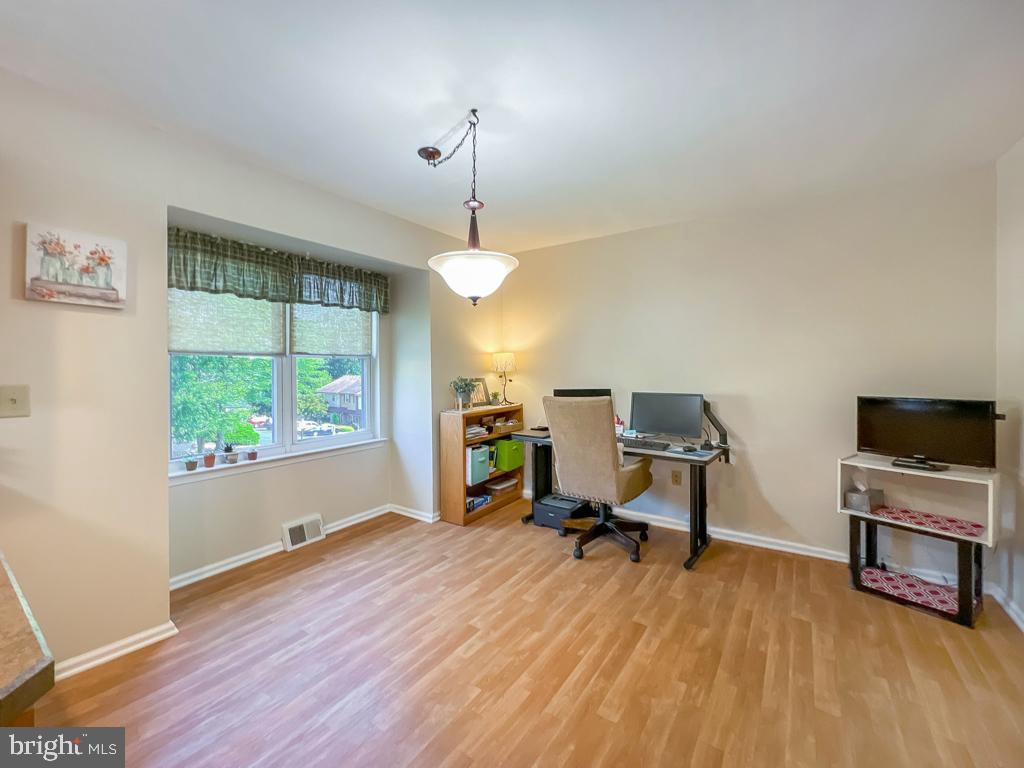 WOODLYN CROSSING - Residential