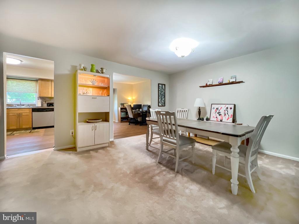 WOODLYN CROSSING - Residential