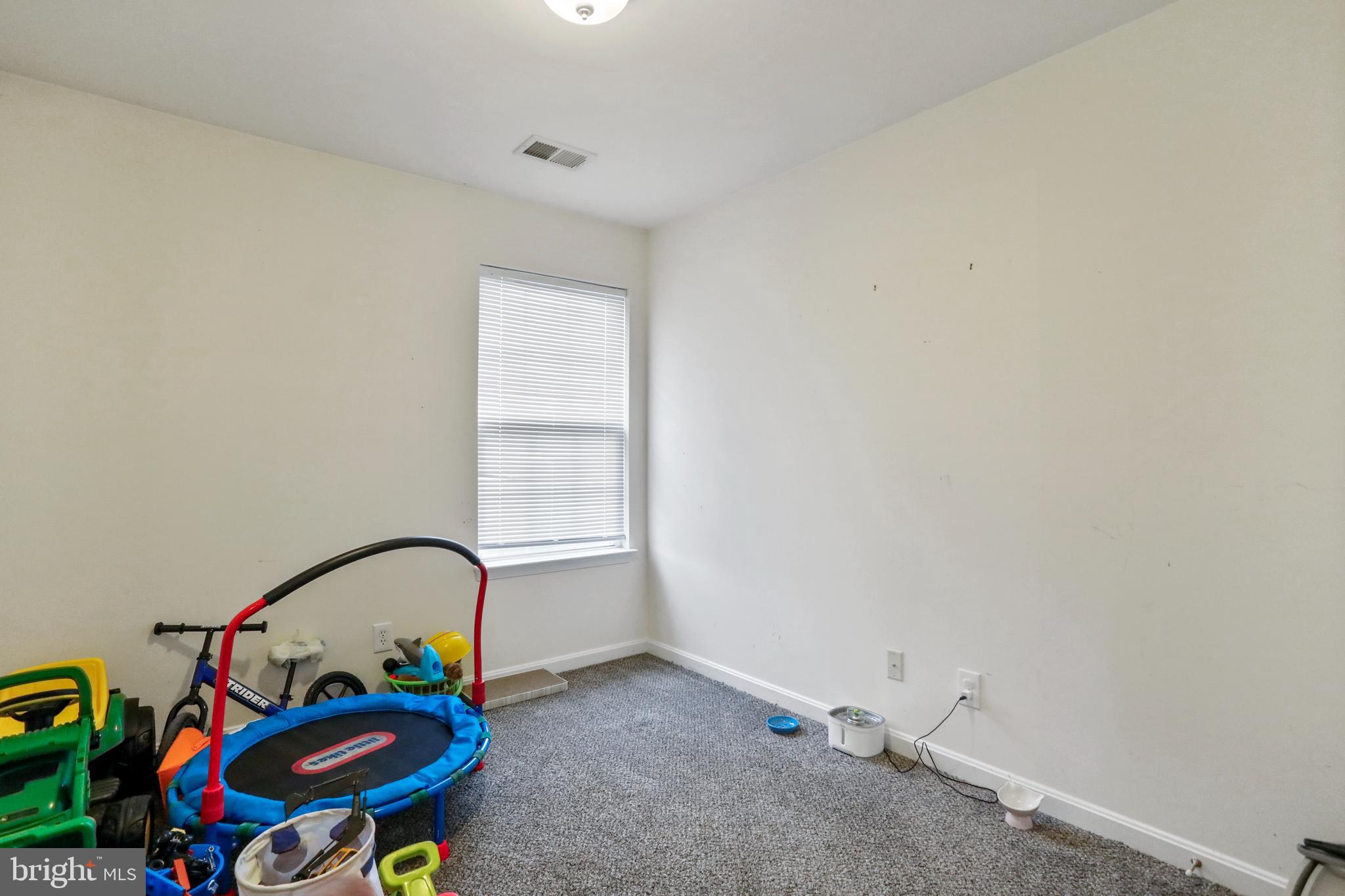 SUMMER HILL - Residential