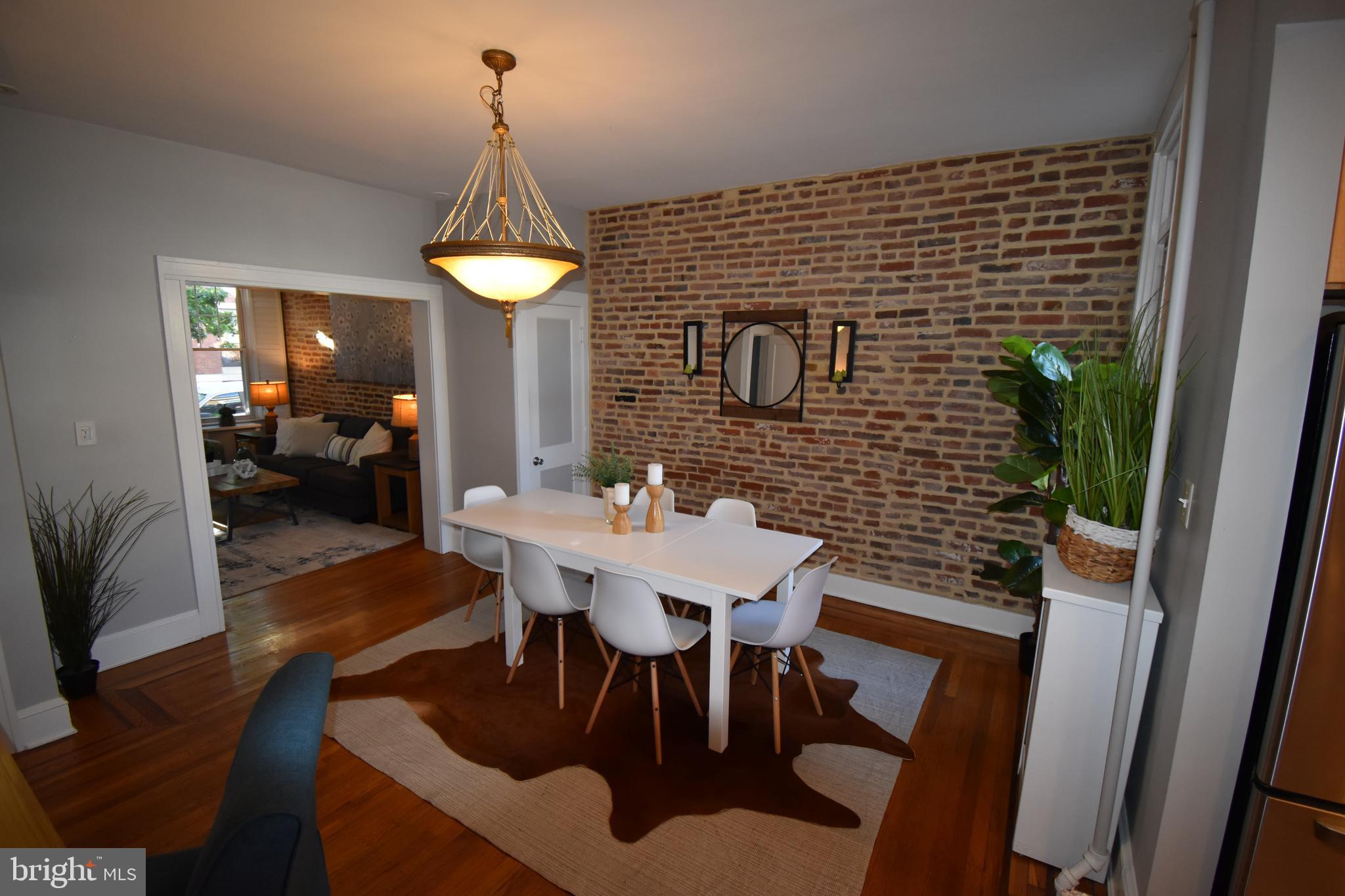 RIVERSIDE PARK - Residential