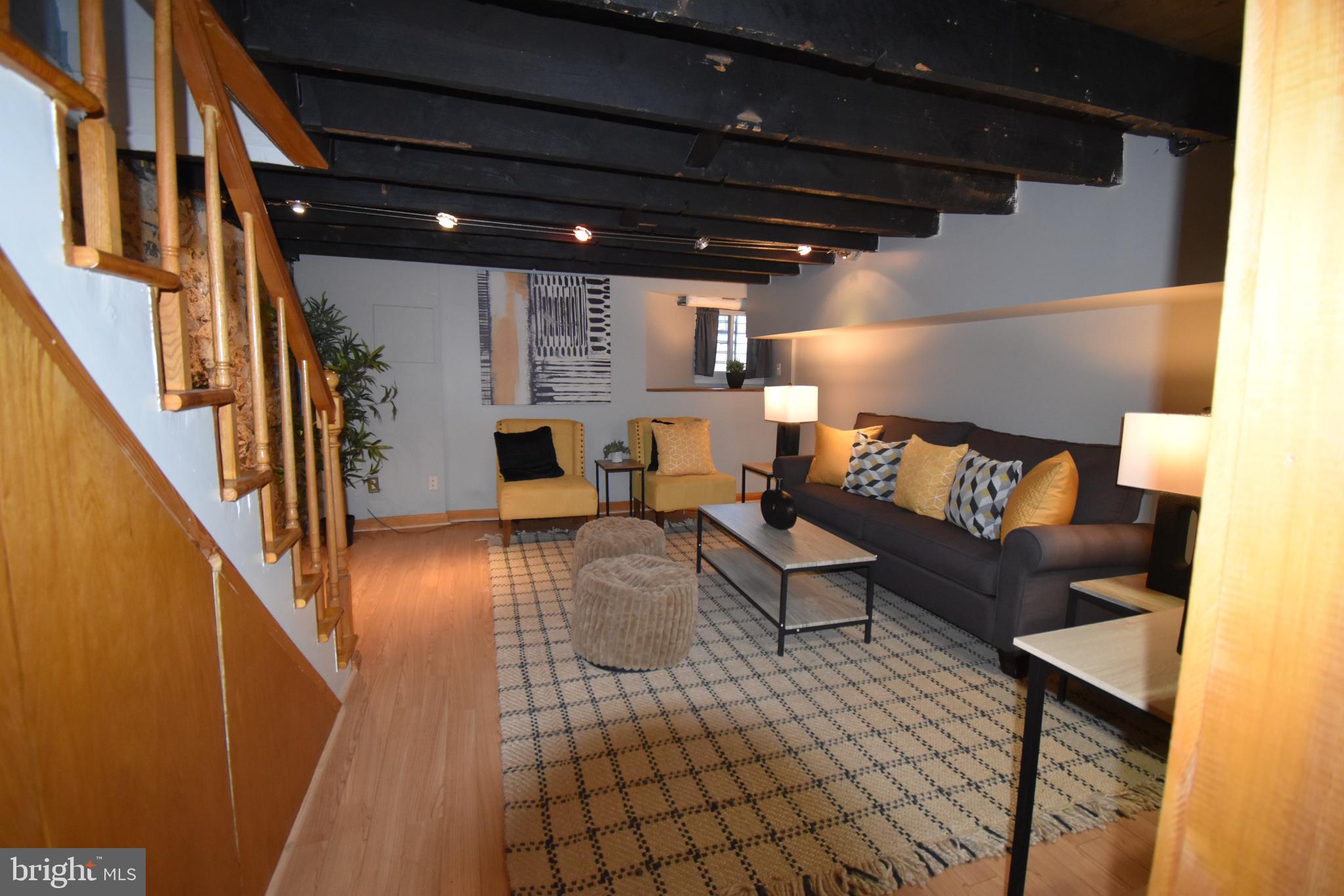 RIVERSIDE PARK - Residential