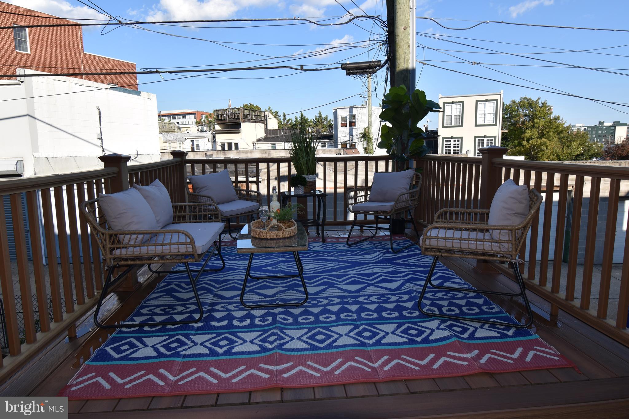 RIVERSIDE PARK - Residential