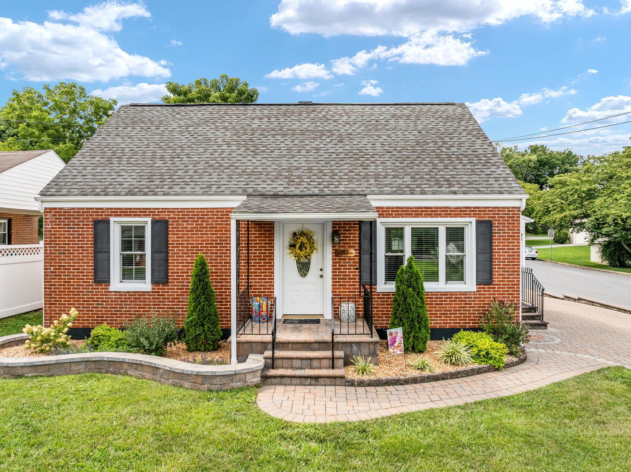 153 FOX DRIVE