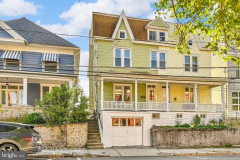 Townhouse For Sale - 212 N Warren Street<br/> ORWIGSBURG, PA 17961