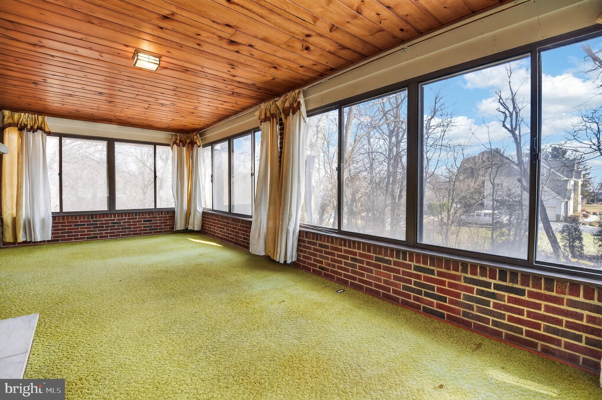 DAMASCUS OUTSIDE - Residential