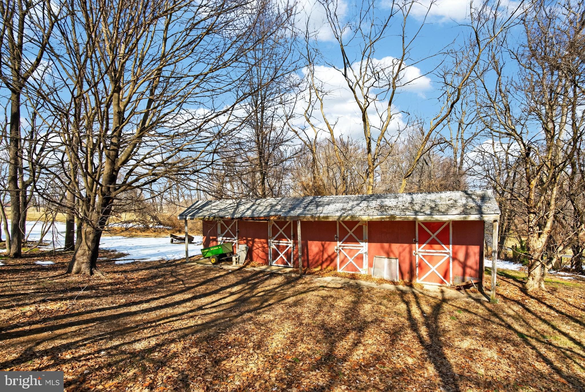 DAMASCUS OUTSIDE - Residential