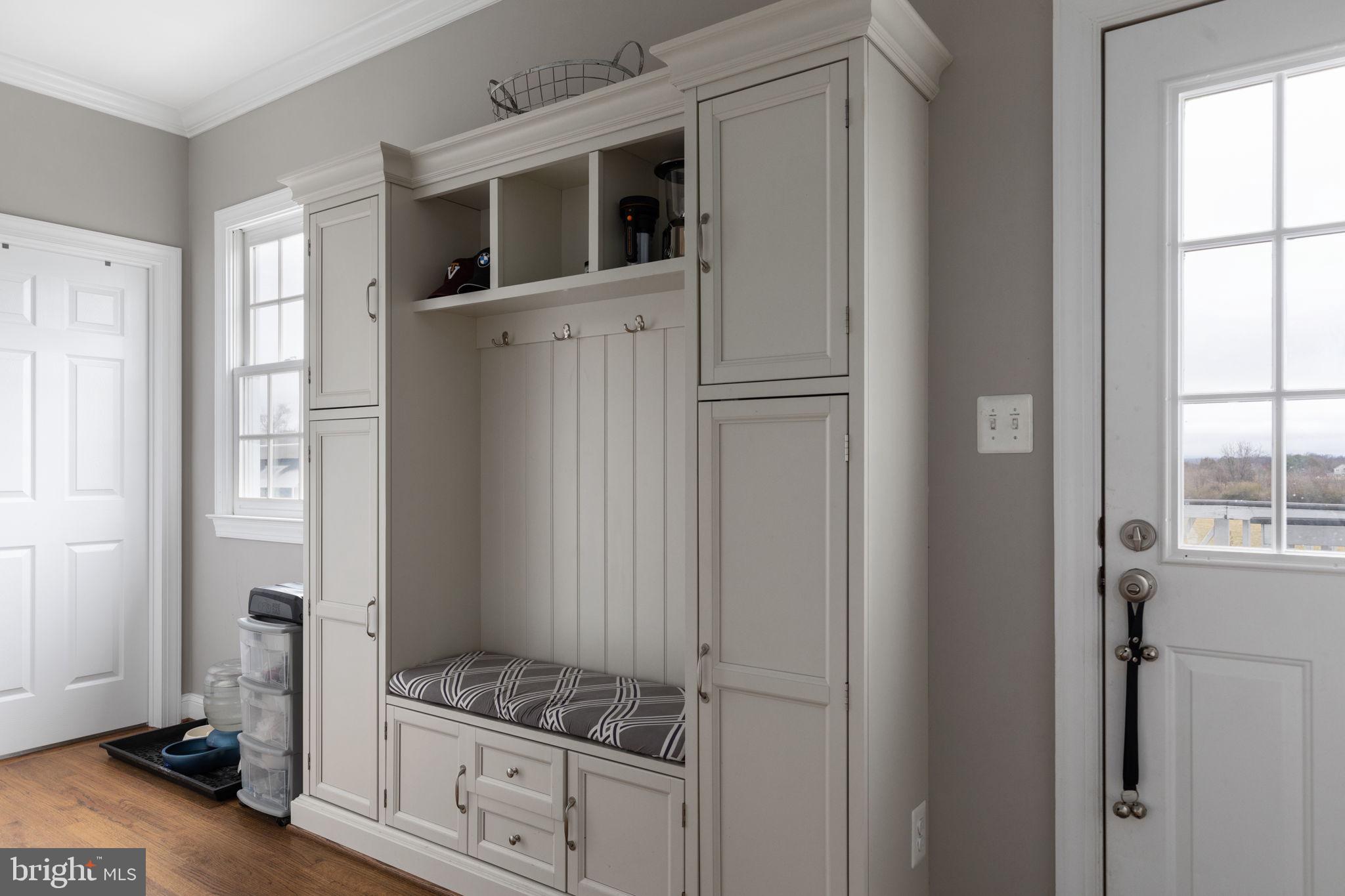 HUNTING HILL FARMS - Residential