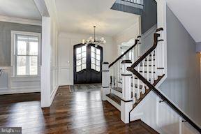 SAUNDERS POINT - Residential