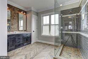 SAUNDERS POINT - Residential