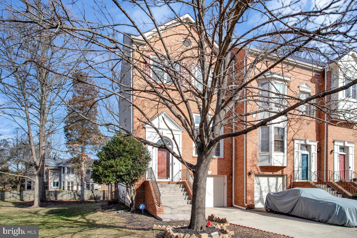 WESTCHESTER - Residential Lease