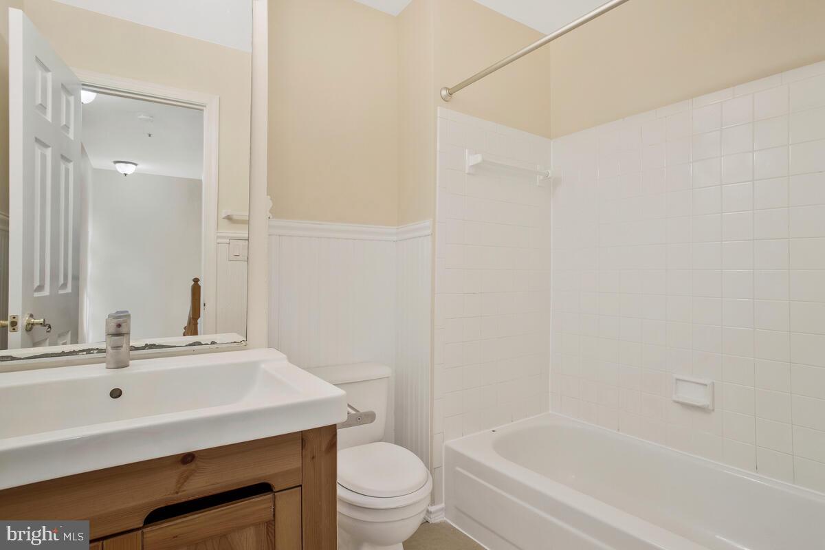 WESTCHESTER - Residential Lease